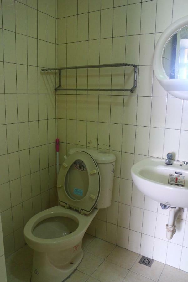 Seek Place Тайнан Екстериор снимка